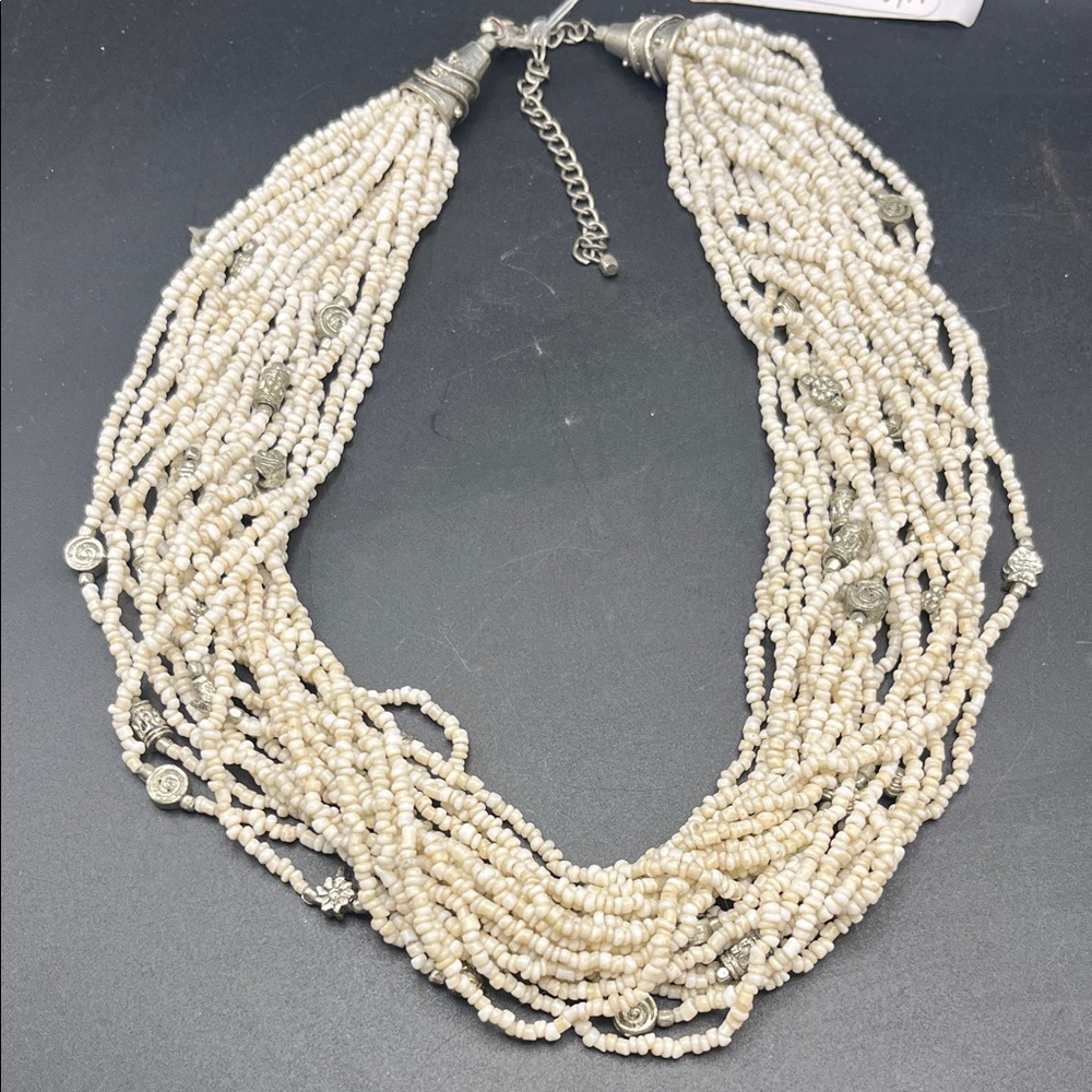 Elegant Cream Beaded Necklace